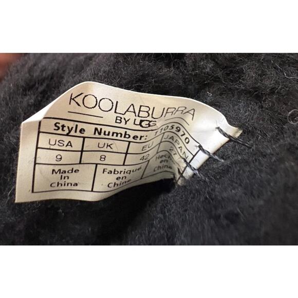 Women’s 9 Koolaburra by UGG Black Suede Short Boots Shearling - Picture 3 of 5